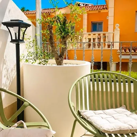 Picasso House Vakantiehuis Oliva
